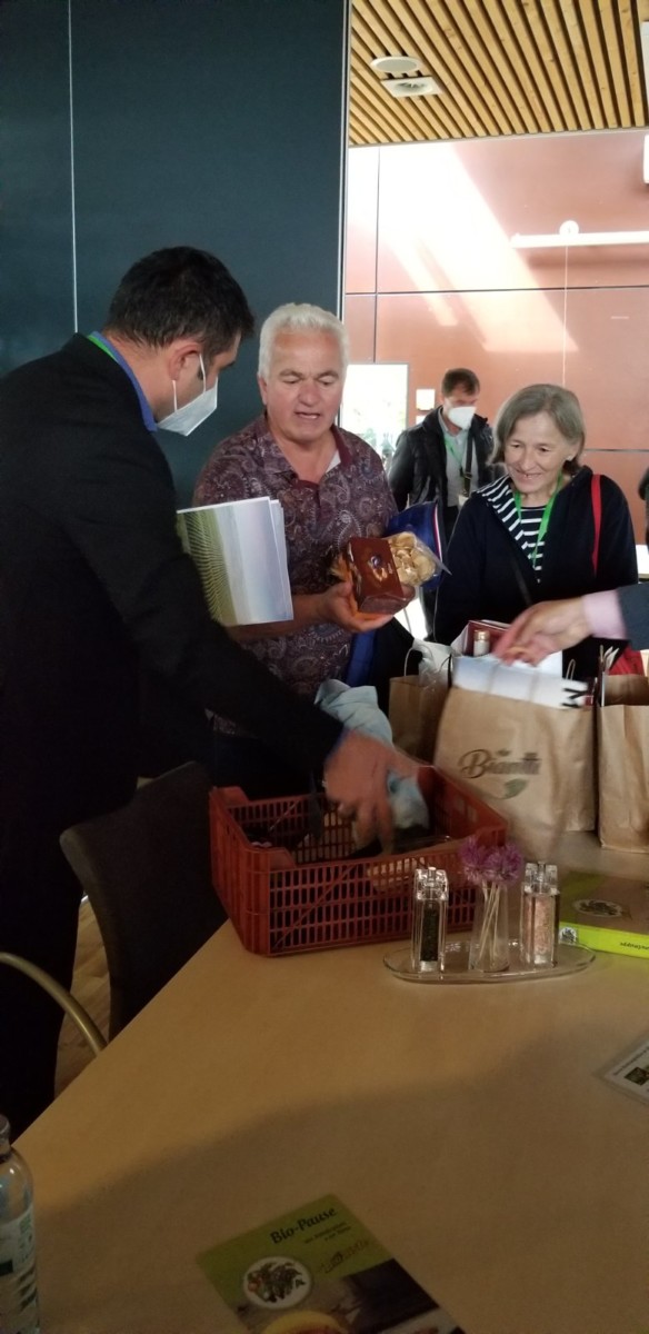 viber_image_2021-09-23_21-41-27-867