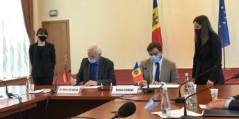La Chișinău a fost semnată o Declarație privind colaborarea în domeniul instruirii și perfecționării managerilor din țara noastră